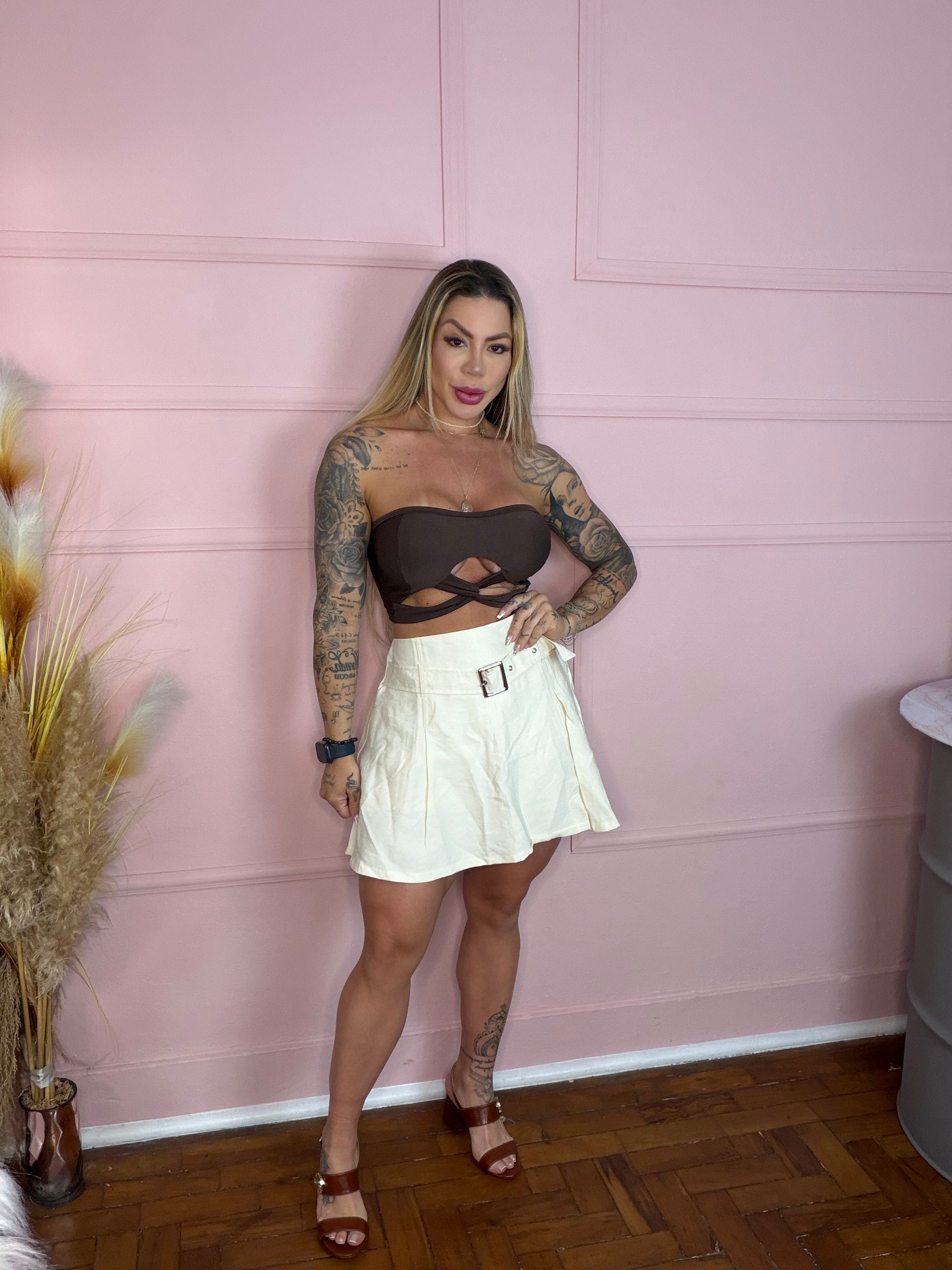 Cropped Larissa